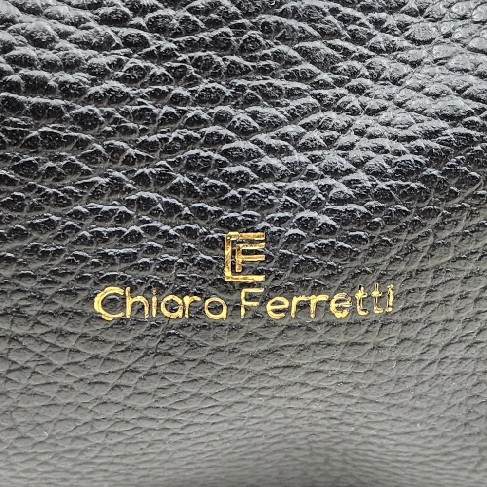 Chiara Ferretti Women's Made In Italy Genuine Leather Shoulder Bag - Picture 2 of 9